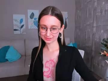 yourlovelystory from Chaturbate is Freechat
