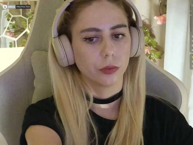 -Light-Fury-'s avatar