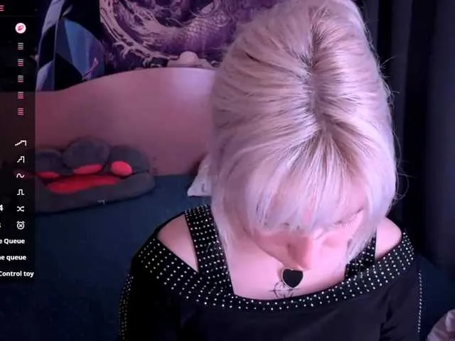 MickiRechel's avatar