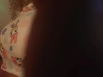 _rose_smith — HELLO!!!! full naked #curvy #mature  #feet #bigass #milf #latina #bigtits [200 tokens remaining]