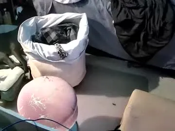 Avatar of _toofunnysluts_