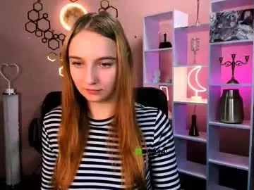 adele_meow — GOAL: handbra [237 tokens remaining] Welcome to my room! #blonde #nude #lovense #brunette