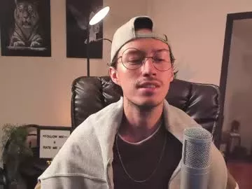 Avatar of adrianwilliams_