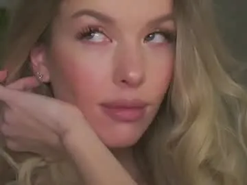 agent_blonde — May is back!  Goal: the pussy is close [654 left]  #heels #natural #cute #fitness #tease