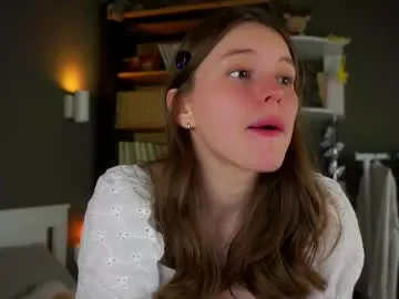 aislyfarran — GOAL: maybe wanna see a cum? 0.o [0 tokens remaining] Today is my last stream before vacation | My FAV bzzzzz - 75 and 150   #shy #18 #smalltits #teen #cum