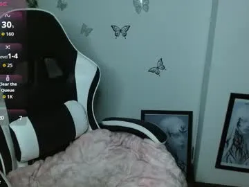 akanebellow — GOAL: Sexy Dance [300 tokens remaining] Welcome to my room! #feet #blonde #redhead #lovense #new