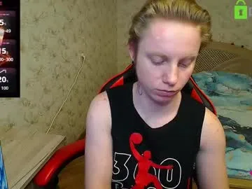 alexis_gordon — Spank ass x5:);) #lovense #hairy #tomboy #skinny #bigclit [283 tokens remaining]