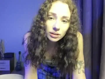 alice_love_888 — hi everyone. this is my first day here. please support me #nonude #tattoo #new #18 #beauty