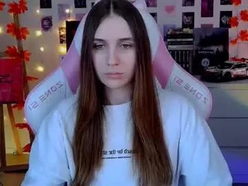 alicecharmy's avatar