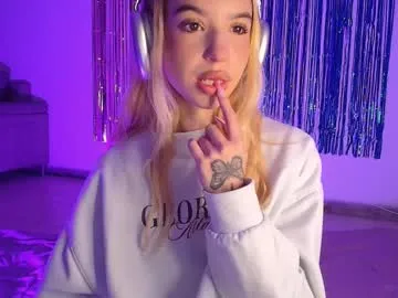 Avatar of alina_lee_t