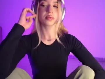 alina_lee_t — GOAL: clamps in tits [45 tokens remaining] Hey guys!! let's have fun  #18 #blonde #anal #skinny #squirt