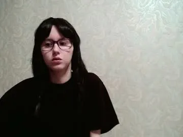 amomira_honeyx — #c2c #private #glasses #play #feet