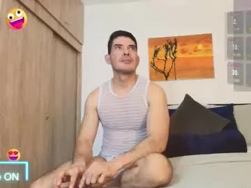 andrewstelee's avatar