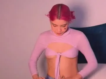 angelinhaa — GOAL: NAKED + SEXY DANCE [250 tokens remaining] pvt on  #smalltits #latina #teen #18