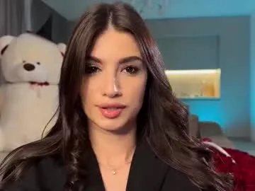 angelmi171 — Angelmi171's room #feet #oilshow #lovense #18