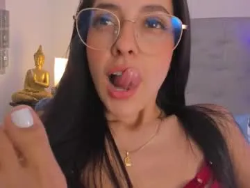 antonellaa_gomez — Domi on #squirt  #deepthroat  #skinny #feet  #footjob  My special patterns 11 33 38 66 99