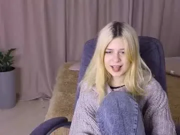 apheliastar — Apheliastar's room #new #18 #nonude #blonde  #teen