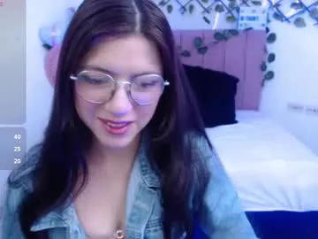 arizbeth_johansson — welcom my room #smoke #pvt #longhair #ass #pussy