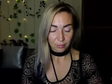 Avatar of ay_kiss_jully