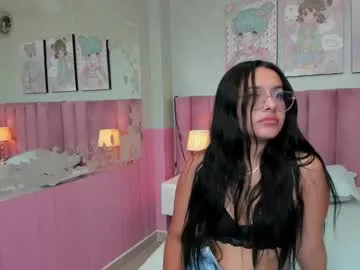 baby_alisson18 — GOAL: show dance sexy +naked [97 tokens remaining] come and fuck me #glasses #anal #bigass #18 #daddysgirl