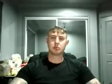 beelzebubxo — AUSSIE #aussie #dilf #taboo #feet #armpit