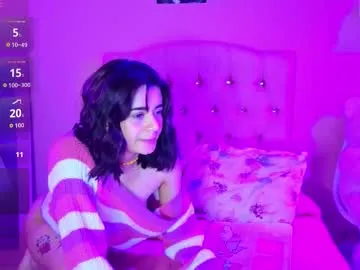 Avatar of bella_thixx