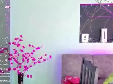 camila_harperr — Come and try a bit of my run after having given me a lot of pleasure with your tips  #feet #ass #bigcock #teen #femboy [99 tokens remaining]