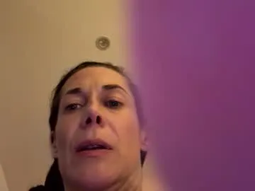 cassandra06400 — #french  #milf  #couple  #pvt #privateshow