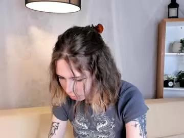 chilly_little_wind on Chaturbate