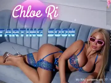 chloe_ri — Current Goal: BOOBS tease at 2222 tokens -- Next Goal: Suck fingers with Cream -- type /menu to play with me! #lovense #bigboobs #heels #stockings [862 tokens to goal]