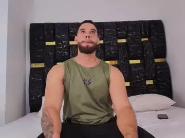 chris_blake__ — cum show [500 tokens remaining] #feet #uncut #lovense #muscles #bigcock [500 tokens remaining]