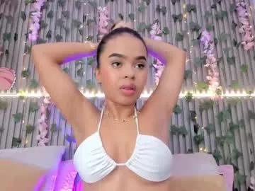 coralineross_ — GOAL: Finger my juicy pussy [230 tokens remaining]  Come closer... I Have something naughty show you!  #fuckmachine #squirt #18 #ebony #teen