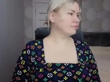 crystallleyes — Goal: Naked #cute #new #c2c #feet #tease - Next Goal: Play pussy