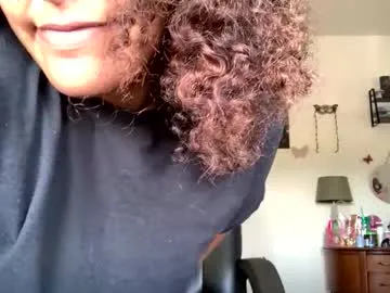 Avatar of curlygoddess777