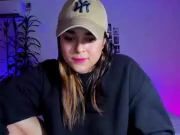 curvy_daniela from Chaturbate is Freechat