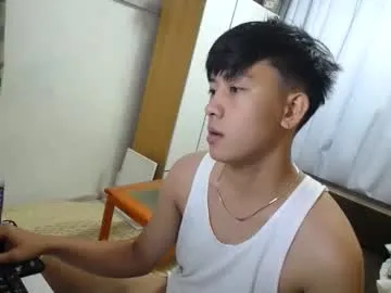 Avatar of cutie_cumshow