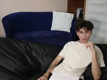 derekswan — Play wih ur nipples [134 tokens left] #new  #feet #bigdick #twink #18