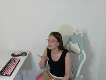 emerald_sparkles — GOAL: fucking my pussy naked with oil [209 tokens remaining] November is here, and I want to cum a lot this month. #smalltits #atm #teen #anal #dirty #squirt