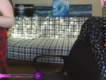 emillybones — girl's in trouble, any good guys willing to help? // GOAL: handjob for a hard cock [91 tokens left] #new #bigboobs #bigass #mommy #chubby