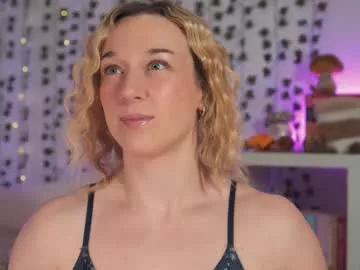 emily_fox_official from Chaturbate is Freechat