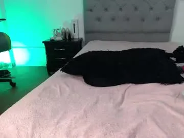 esmeraldaa_sc — Current Goal: Goal #1 Name at 500 tokens -- "Hey honey!! OPEN PVT FAVORITE NUMBERS 253377111 #latina #bigboobs #bigass #daddy #cute