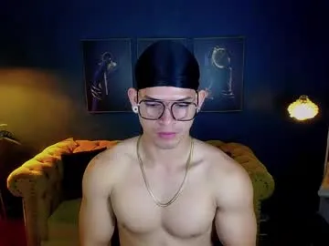 ethan_rodgers — Welcome, I'm Ethan, #Latino #BigCock #Muscle #Masturbation #PrivateShow [2000 tokens remaining]