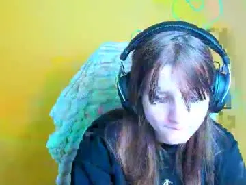 evie_leee — GOAL: Welcome to CB [44 tokens remaining] Welcome to my room! #new #teen #shy #cute #18