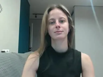 favoriteyour — young mommy  here!pvt,lovense-yes!GOAL-2000!naked me 5 min-200!pussy-100!tits-50!ass-25!for more see tip menu! #lovense #mommy #tits #sweet #naked