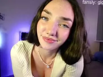 glowstacy — GOAL: toples [653 tokens remaining]  Welcome to my sensual corner... Welcome to my sexy world  #bigboobs #oil #tease