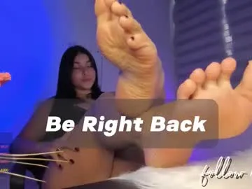 goddess_veronicaaa — HI SLAVE   . #feet #femdom #findom #bigboobs  #mistress #sph #mistress #boobs  #bigboobs   #stockings