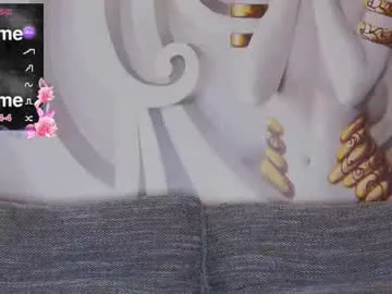 Avatar of hailey_peach