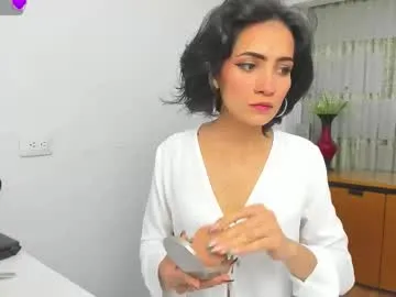 hanna_chloe — Hanna_chloe's room #office #smalltits  #leggings   #slave #nonude