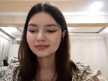 helgakraszewski — Goal :  Spin around once!    :3 Hi all! My name is leedam.  I really need your support.:) #new #shy #asian #18 #teen [55 tokens remaining]