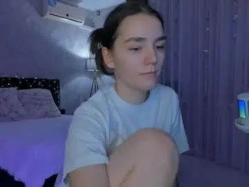 honey_chantal — GOAL: striptease [500 tokens remaining] Hi guys, I am glad to see you, I am a shy but creative person, I will be glad to spend time with you #bigboobs #new #feet #natural #lovense